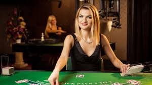 gogame Hot Pot ke Live Dealers aur Real-Time Tables